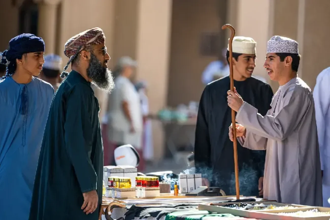 Il Mercato del Mercoledì di Ibra: Un Viaggio nel Cuore Autentico dell'Oman